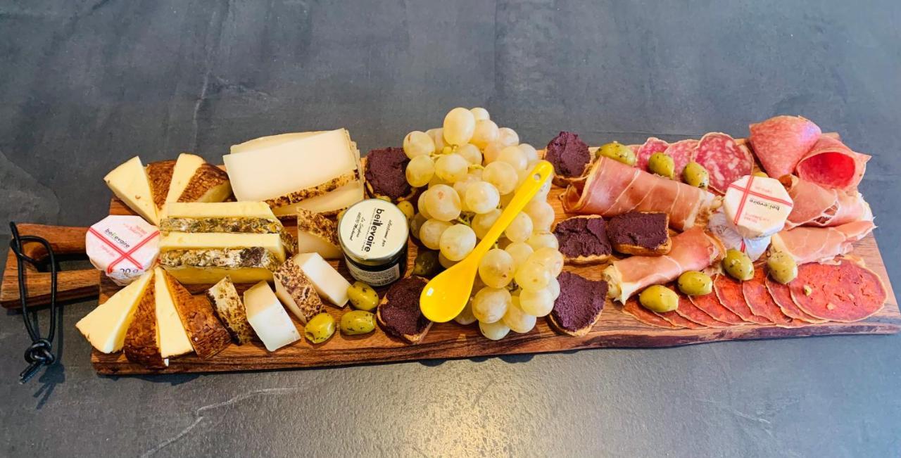 圣伊莱尔·德列 La Bulle Des Coucous酒店 外观 照片